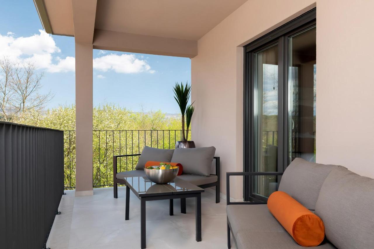 Luxury Villa Santa Cruz With Xl Pool And Jacuzzi Potpican Экстерьер фото